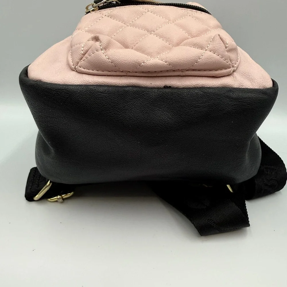 LUV‎ Betsey by Betsey Johnson Pink Black Quilted Mini Backpack Gold Lip Charm